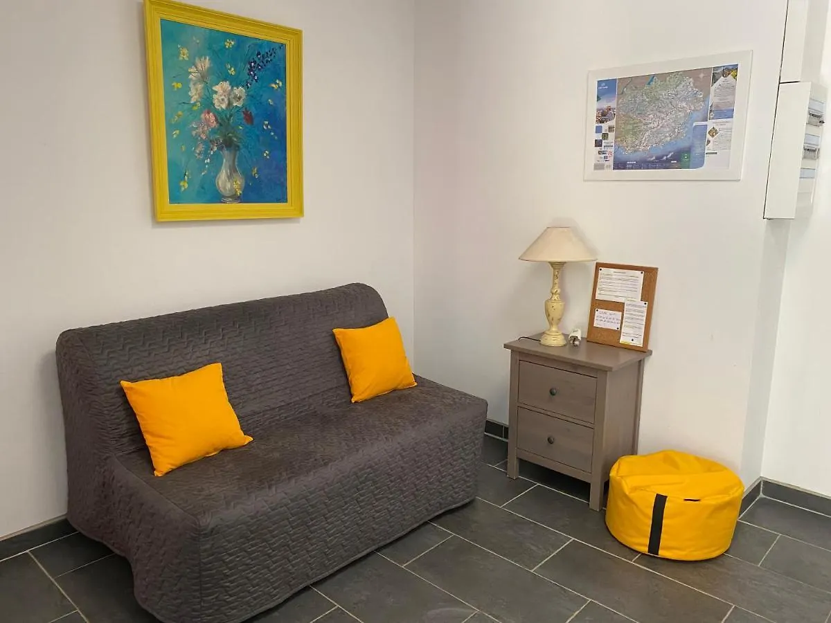 Apartment Rez-De-Villa Proche De La Mer - Villa Temana Saint-Cyr-sur-Mer