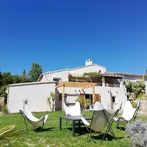  Hébergement de vacances Le Repaire De La Cadière à 5mn Des Plages !