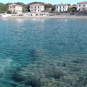 A Due Passi Dal Mare Ferienhaus Castiglioncello