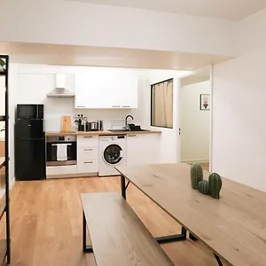 Joli Parc De La - 4p Apartment Paris